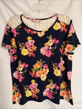 C’est la vie navy flowered blouse with lace on shoulders size large